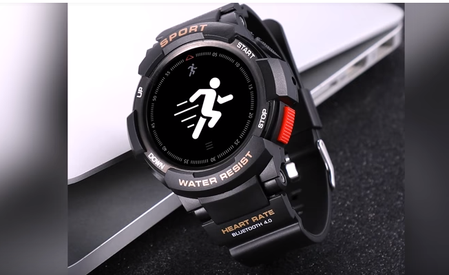 Die kommende Nr. 1 F6 Outdoor Smartwatch hat 120 Tage Akkulaufzeit